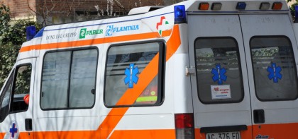 Incidente in superstrada: sei feriti e quattro auto coinvolte item-thumbnail