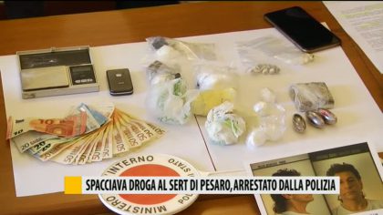 Spacciava droga davanti al Sert. Arrestato – VIDEO item-thumbnail
